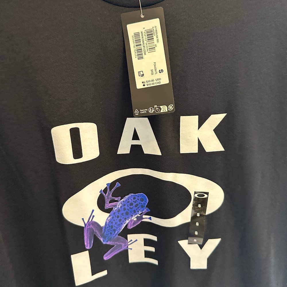 NWT Men’s Oakley Hydrolix Frog Tee Size Small - Picture 3 of 4